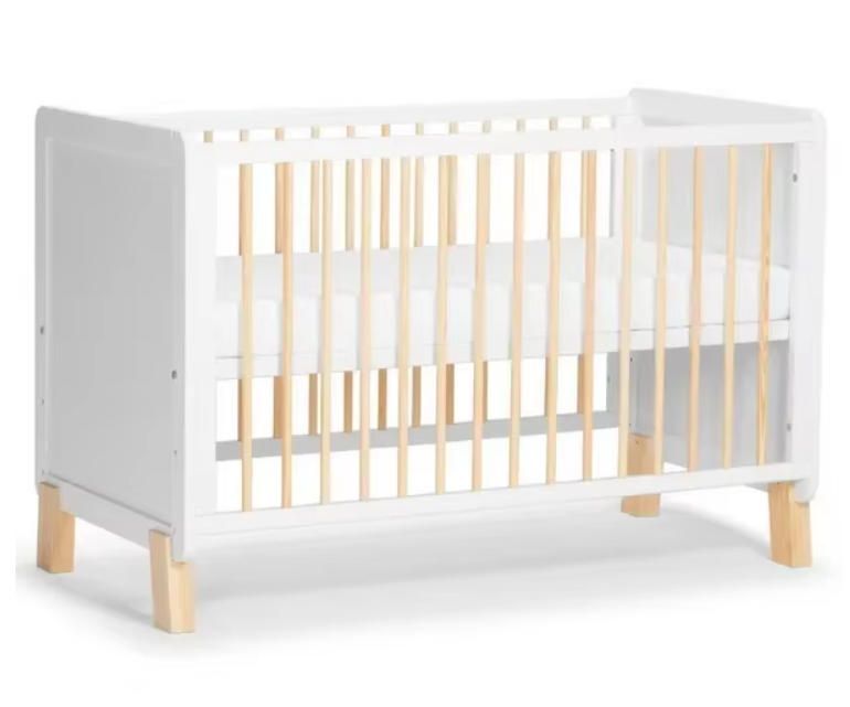 Solid Modern Natural Wood Convertible Baby Crib Durable Handcrafted Wood Construction European Design for Bedroom Hospital Use