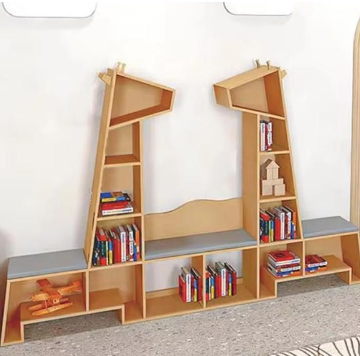 Giraffe Shaped Bookshelf for Kindergarten - Animal Themed Standing Bookshelf