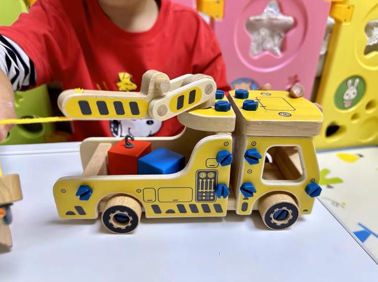 Early Education Educational Toys Inertia Woodcrafts Car Simulation Engineering Disassembly Assembly Toy Bulldozer Excavator