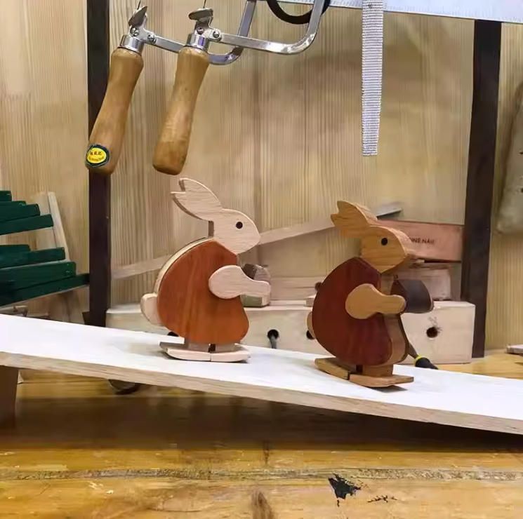 DIY Children's Wooden Toy Figure Statues with Walking Inertia Loose Parts for Woodcrafts for Downhill Slopes