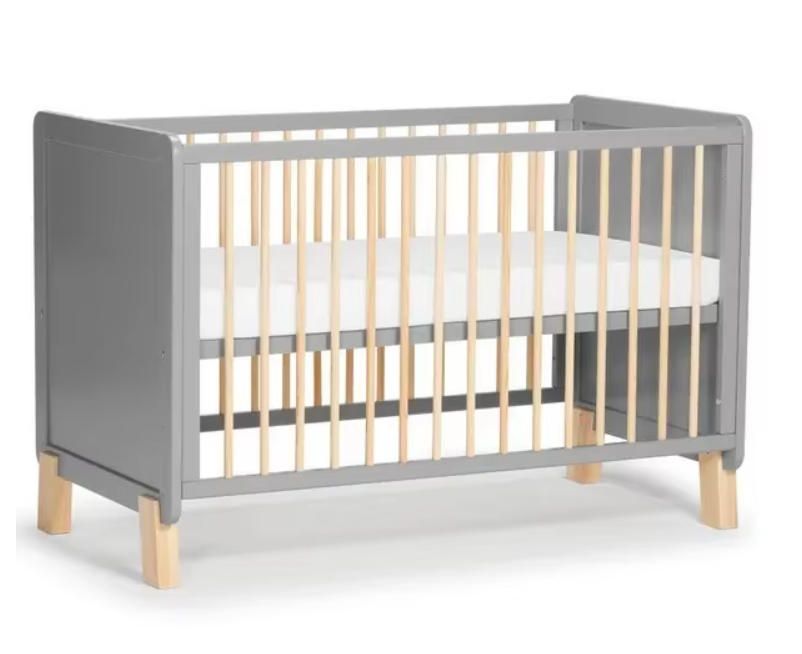 Solid Modern Natural Wood Convertible Baby Crib Durable Handcrafted Wood Construction European Design for Bedroom Hospital Use