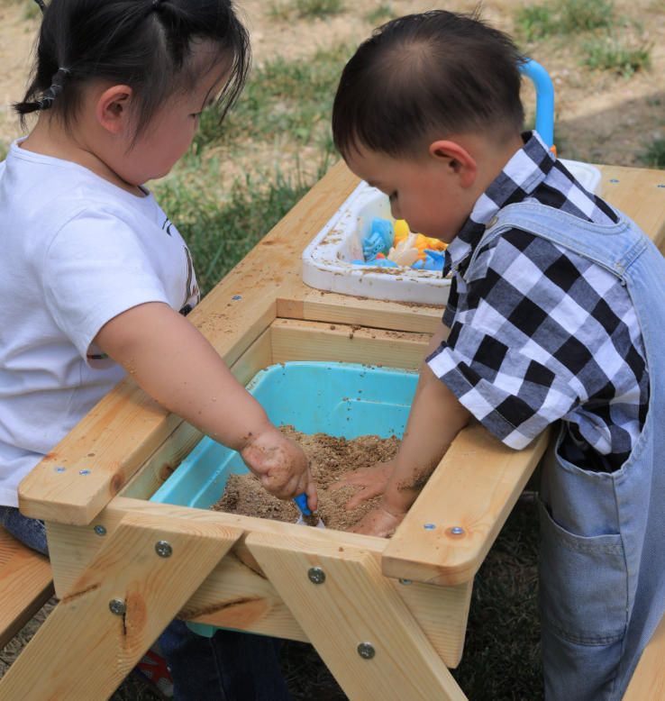 Unlimited Outdoor Activities for Kids Sand and Water Table Outdoor Amusement Equipment