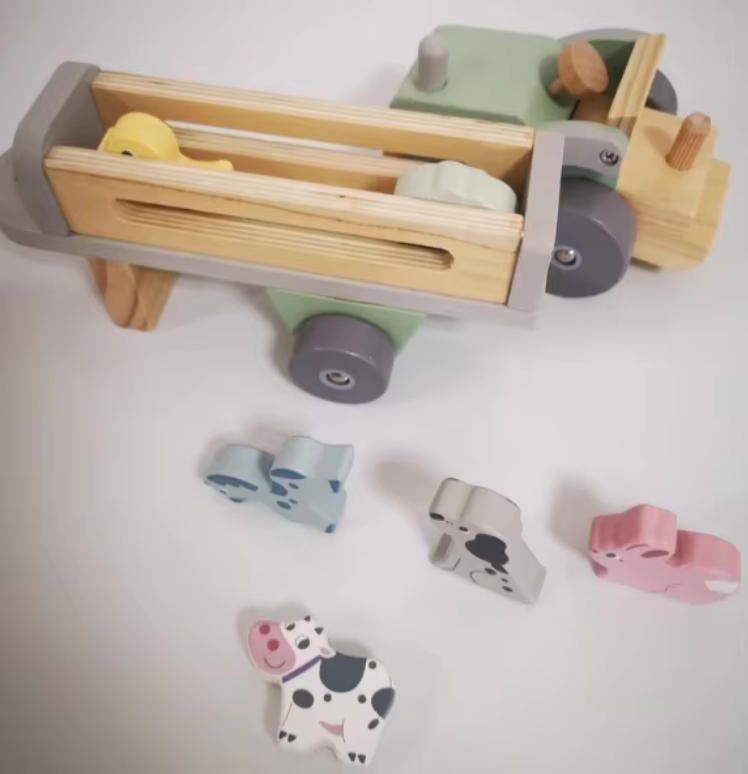 Unisex Wooden Construction Toy Truck Car Tractor & Animal Transport Vehicle with Inertia Sliding for Children of All Ages