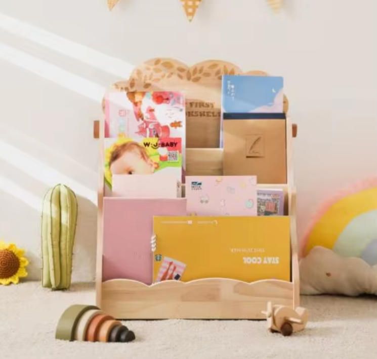 Montessori Multi-functional Bookshelf with Blackboard for Drawing and Writing Practice