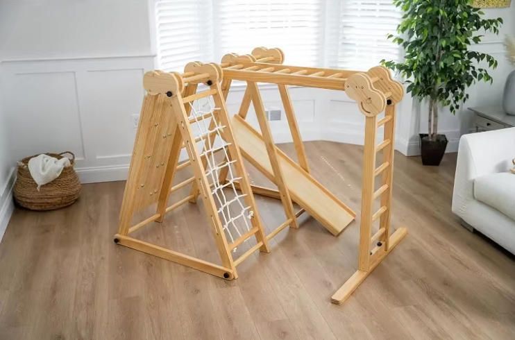 Wooden Playground Jungle Gym Rock Climb Wall Rope Wall Climbing for School & Shopping Mall Indoor Outdoor Use