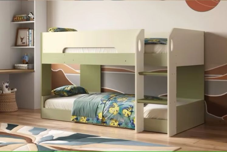 Modern Green Low Pod Bunk Bed with Solid Wood Panel for Bedroom Application