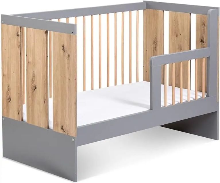 Modern Natural Oak Solid Wood Convertible Baby Crib for Bedroom School