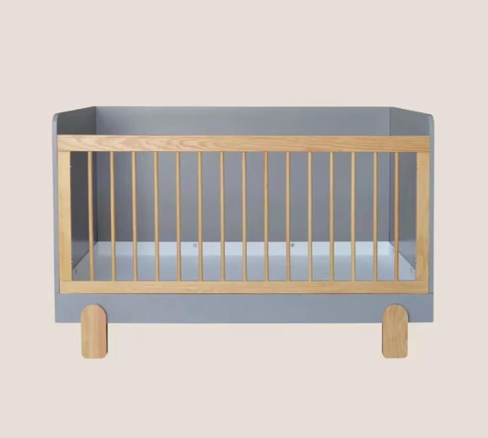 Modern Natural Wood Convertible Baby Crib Solid Wood Beds