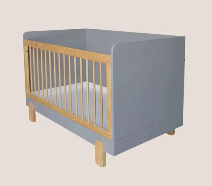 Modern Natural Wood Convertible Baby Crib Solid Wood Beds