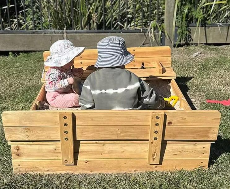 Large Outdoor Sandbox Toy Set for Kids Home Play Sand Pit with Playground Equipment Amusement Equipment