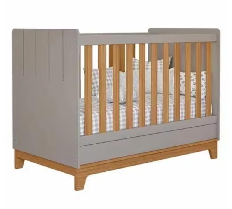 Solid Wood Convertible Baby Crib in Modern Natural Oak for Bedroom School