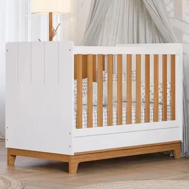 Solid Wood Convertible Baby Crib in Modern Natural Oak for Bedroom School