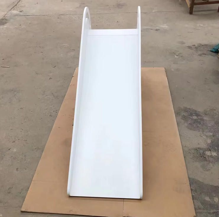 Hot Selling Eco-Friendly Kiddy Bear Indoor Wooden Slide Toy for Garden Educational Residential Public Shopping Mall Use