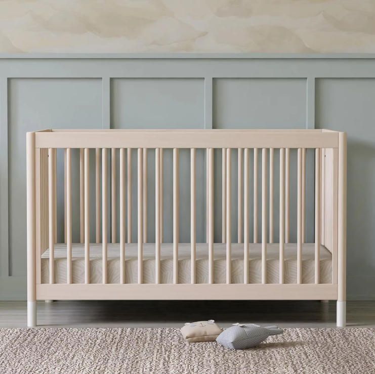 3-in-1 Convertible Modern Honey Wood Crib Solid Wood Multi-Use Bed